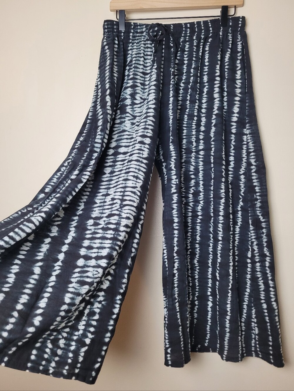 Sevya Handmade Cotton Tie Dye Pants Blue White Wide Leg Flowy Boho Yoga Hippie